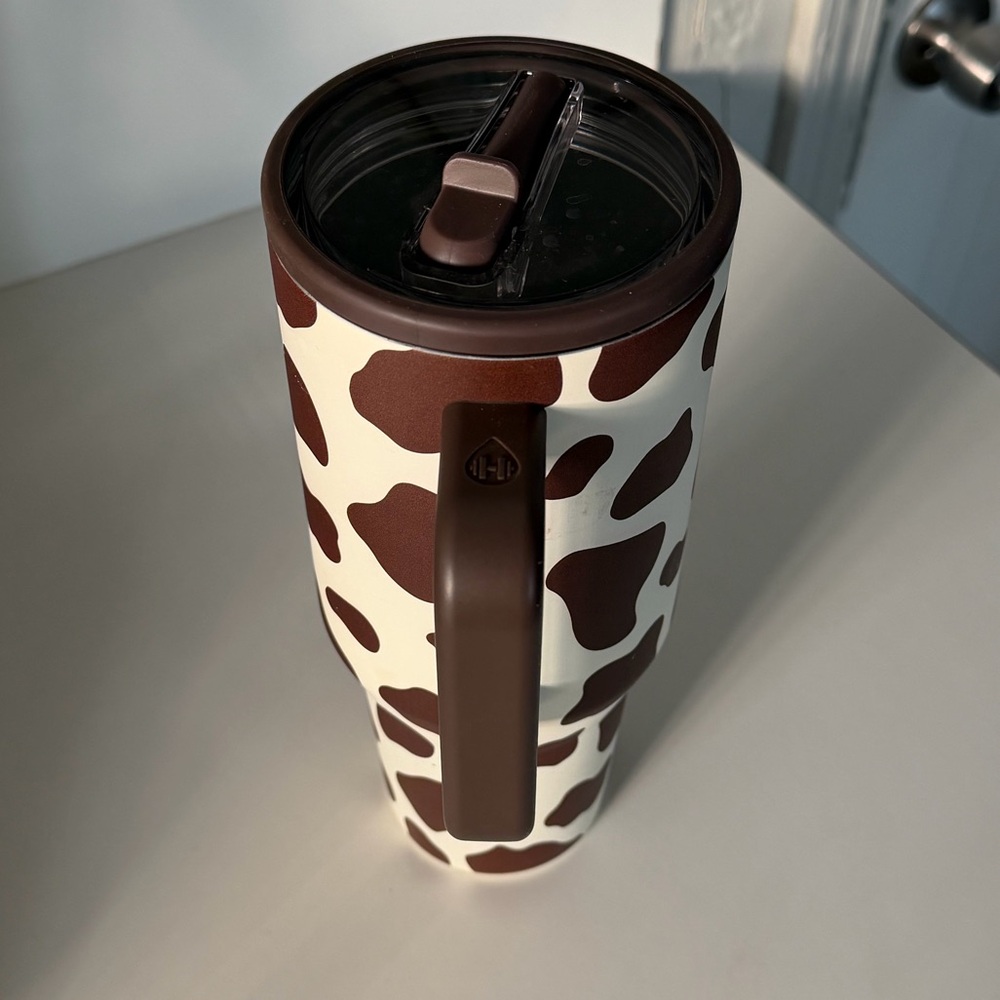 Hydrojug Howdy Limited Edition 40oz Western Tumbler (gently used) - Picture 3 of 6